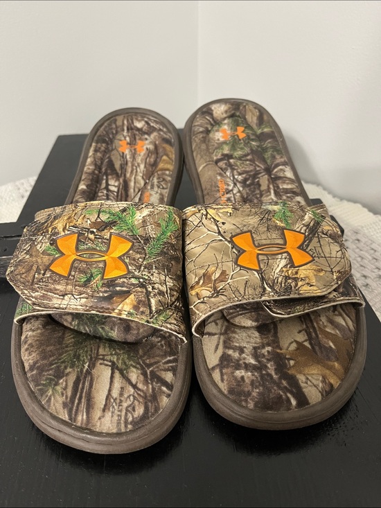 Under Armour Other - Under Armour Men’s Real Tree Camo Slide Sandals with Orange Logo size 9